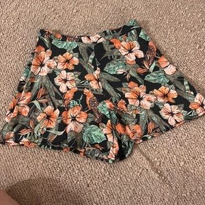 Flowy Women’s shorts